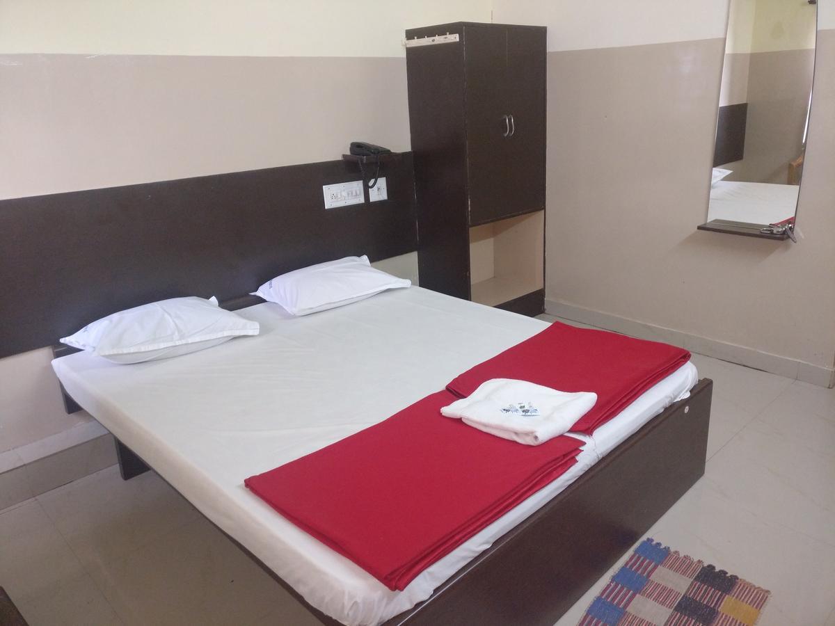Subhadra Comforts Hotel Shimoga Exterior foto